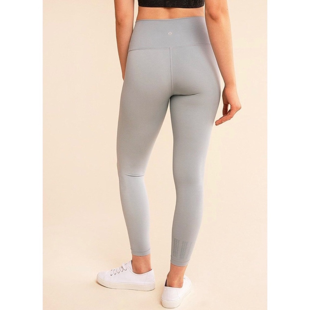 Lululemon Wunder Under High-Rise Tight 25” Full-On Luxtreme in Chambray